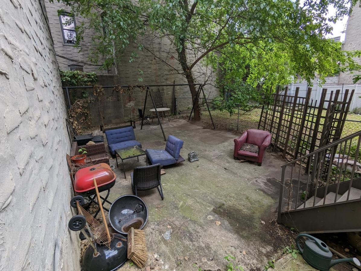 Central & Affordable Williamsburg Small Room Nueva York Exterior foto